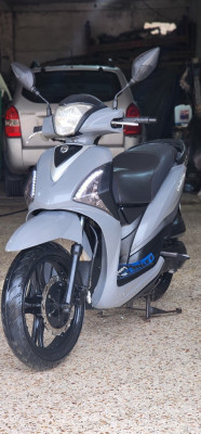 motos-scooters-sym-st-2019-saoula-alger-algerie