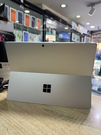 MICROSOFT SURFACE PRO 11