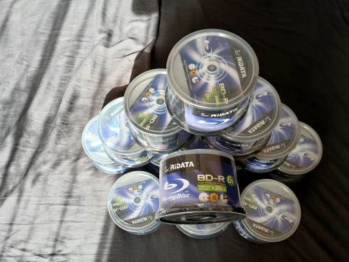 CD BLU RAY 25GB. RIDATA .boîte 50cd
