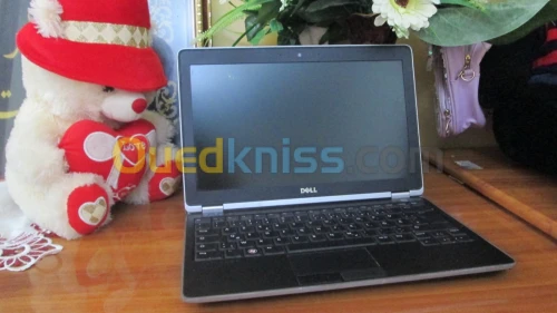 Dell Latitude E6220,  Chargeur original inclus + (4GB RAM DDR3 OFFREGRATUIT)!!!
