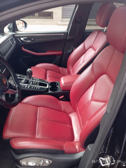 Porsche Macan 2018 2.0L 258 CH TOUTE OPTIONS 1ERE MAIN 74000KM