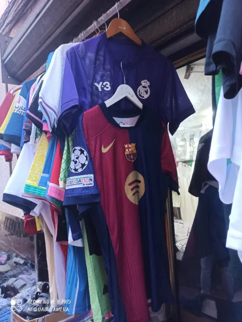 Maillot de foot club et équipe nationale