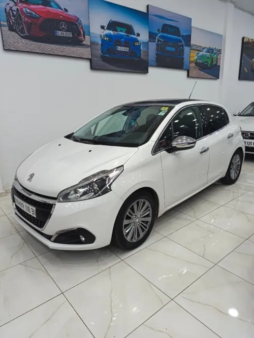 Peugeot 208 2018 Tech Vision