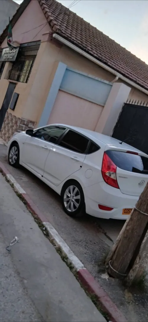 Hyundai Accent RB  5 portes 2017 