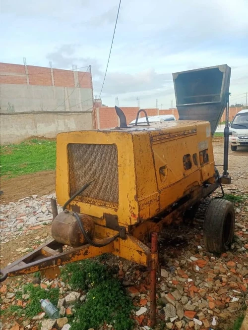 pompe a beton komatsu