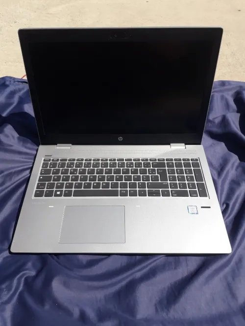HP ProBook 650 G4 I5 8eme gen 8Go 256Go 15,6" FHD IPS