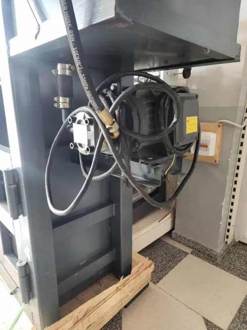 PRESSE Hydraulique 8T