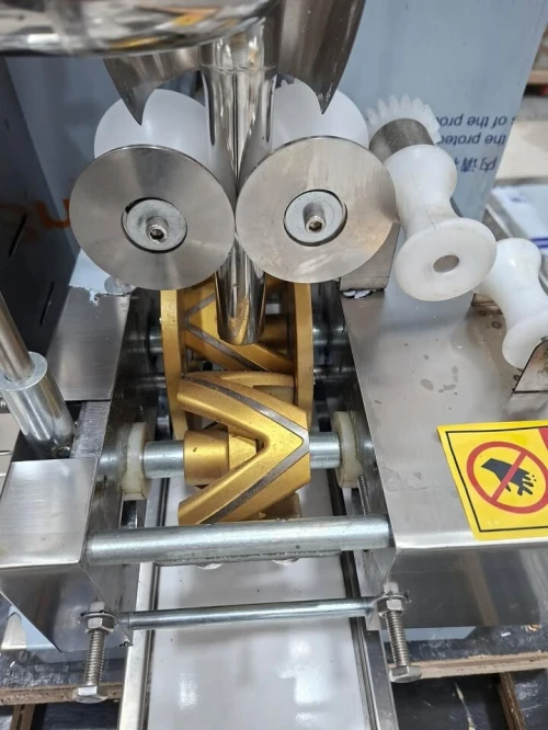 Machine de fabrication de soufflets