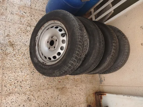 4 Pneus Bridgestone 195/65/15 Vw Caddy