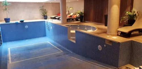 construction de piscine بناء المسابح