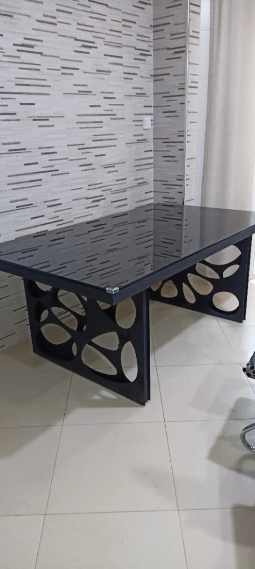 table a 6 chaises