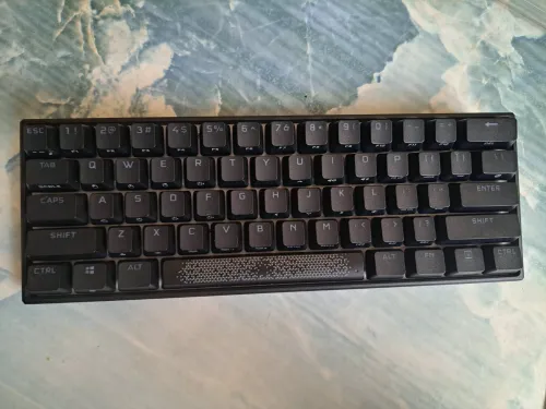 CORSAIR K65 RGB MINI (keyboard gaming)
