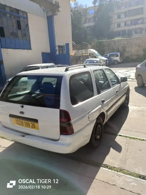 Ford Escort 1999 Escort