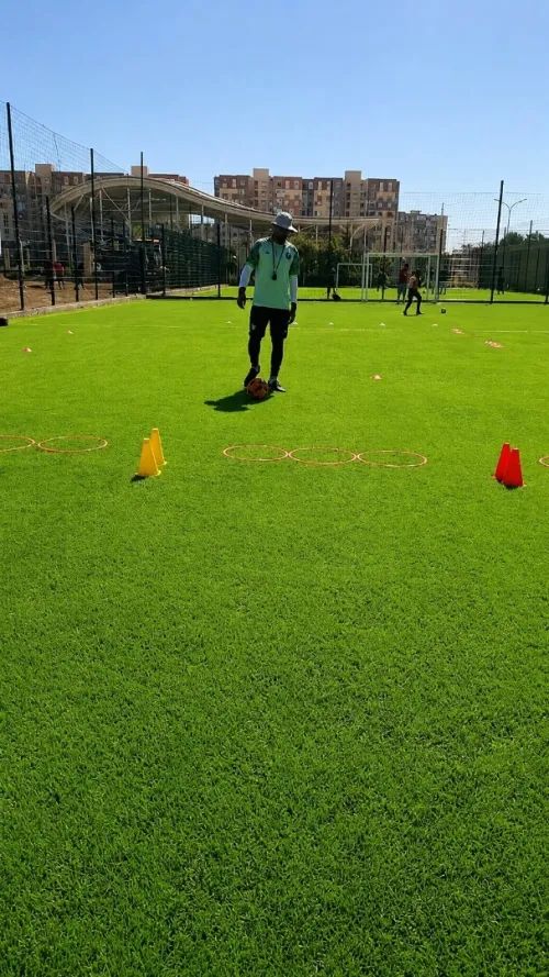 مدرب كرة قدم / Entraîneur de football