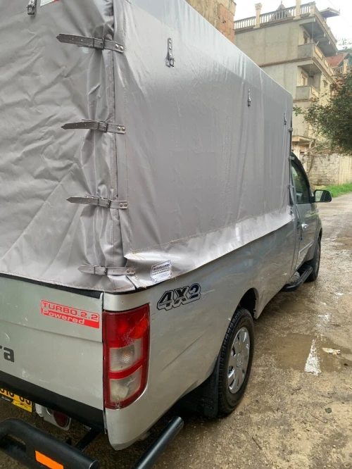 Mahindra Genio 2015 