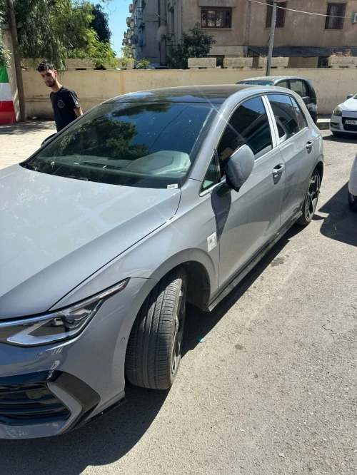 Volkswagen Golf 8 2025 R-Line