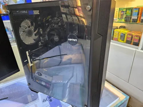 PC Gaming avec ecran curved 165hz