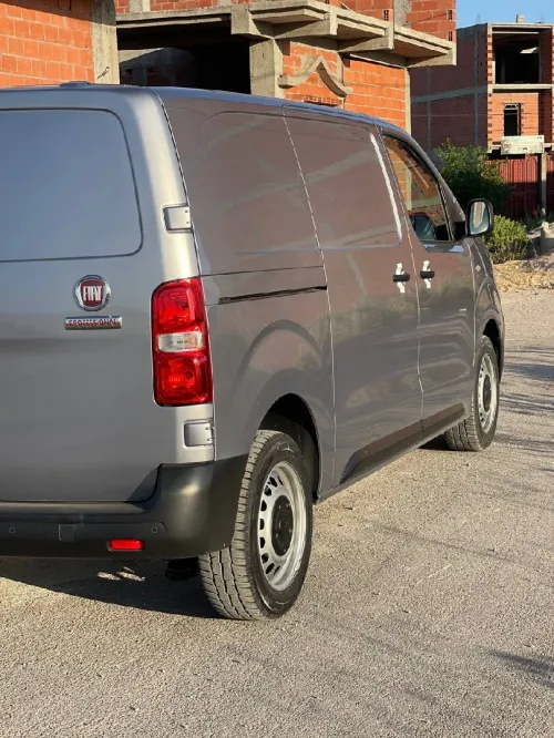 Fiat Scudo 2024 Pare 17 avec mode