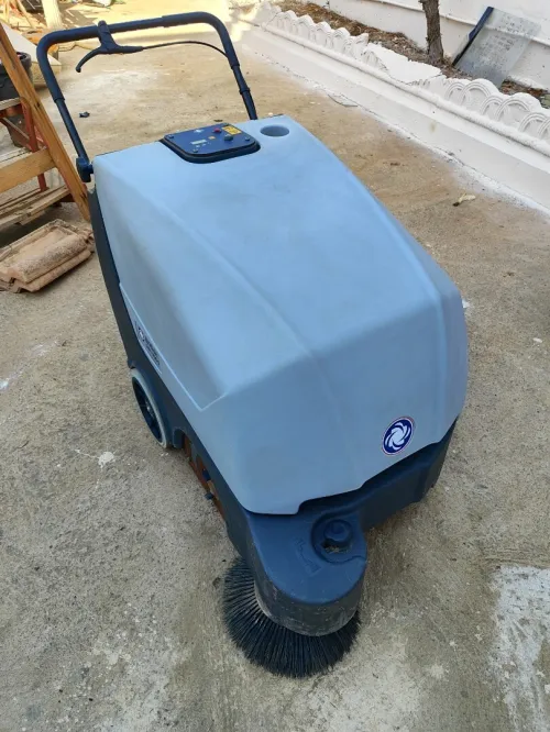 balieus NILFISK SW 700S Italy 