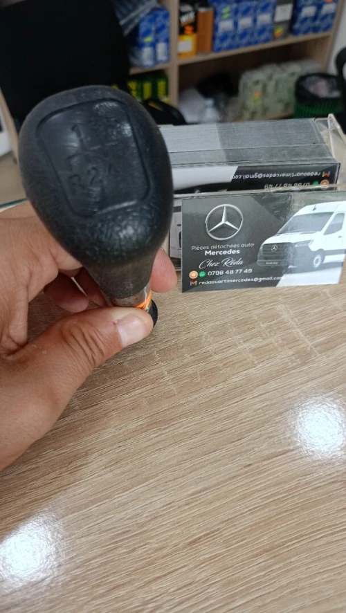 POMMEAU DE LEVIER DE VITESSE MERCEDES-BENZ MANUEL ET AUTOMATIQUE VITO 639  CLASSE C E 190 124