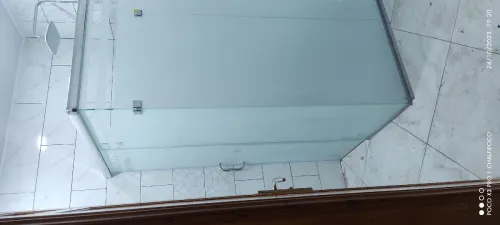 Cabinet de Douche 