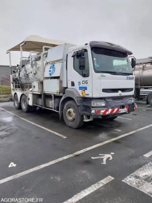 Camion vidange débouchage canalisations