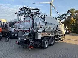Camion débouchage vidange nettoyage