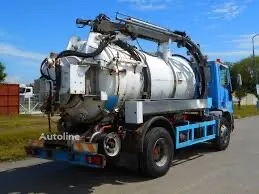 Camion vidange fosses spiteque et cave debouchage des canalisation et courage