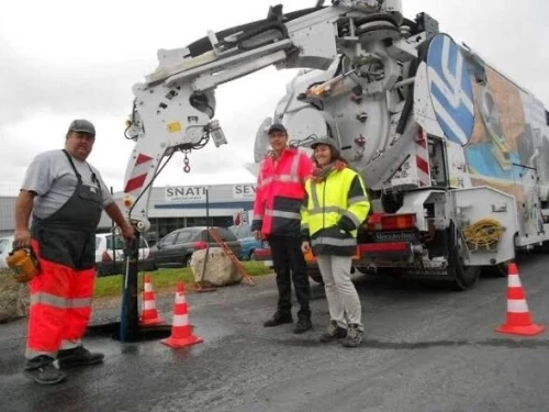 camion debouchage canalisation assainissement debouchage toilette debouchage regarde curage Nettoyag