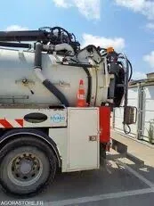 Camion vidange débouchage canalisations nettoyage