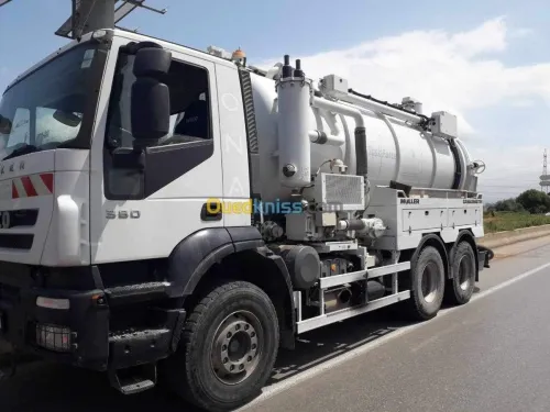 Camion nettoyage Dėbouchage curage vidange