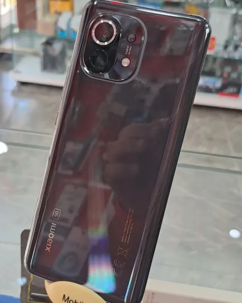 Xiaomi Mi 11  5G