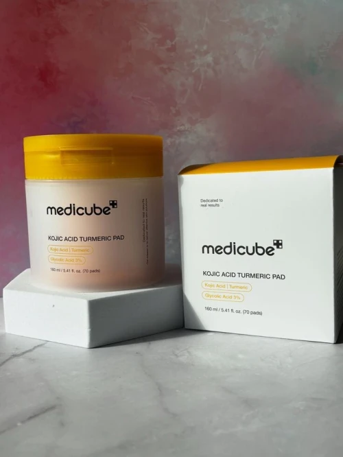Lot : Medicube . Ordinary . Centella kit . Esteline