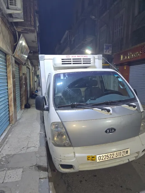 Kia K2700 frigo 2011