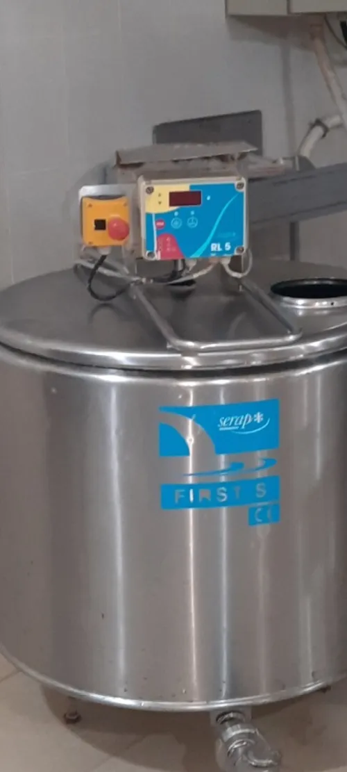 Cuve à lait marque serap 280lit