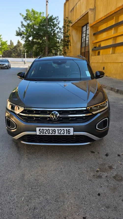 Volkswagen T-Roc 2023 Black edition