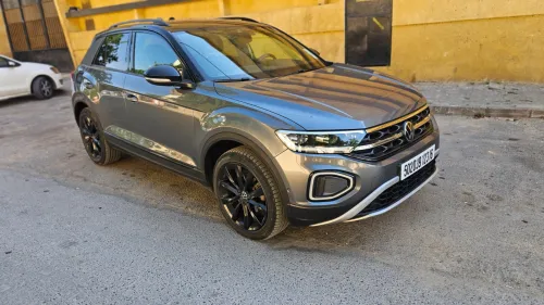 Volkswagen T-Roc 2023 Black edition