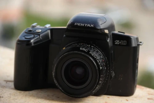 pentax z-10 + 28mm 2.8