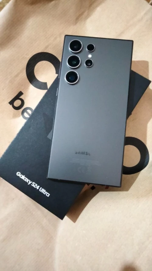 Samsung S24 ultra 12 256 g