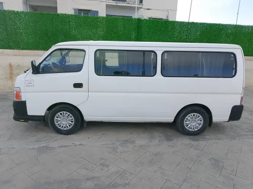 Nissan Urvan 2007