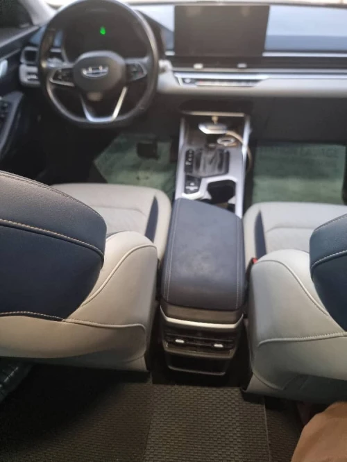 Geely Emgrand 2025 