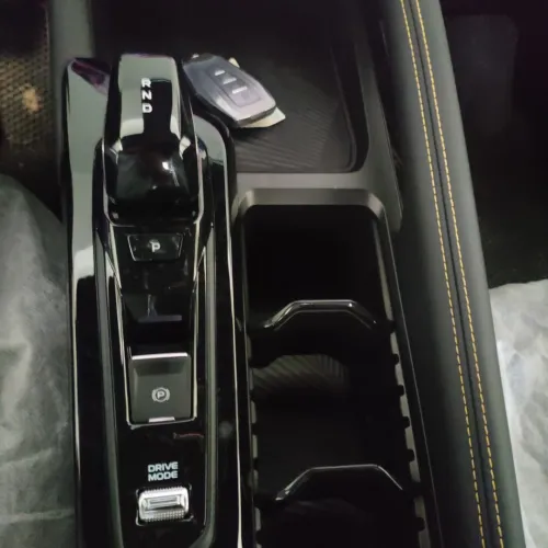 Geely Coolray 2025 Majmoula