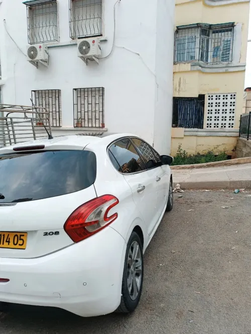 Peugeot 208 2014 Allure