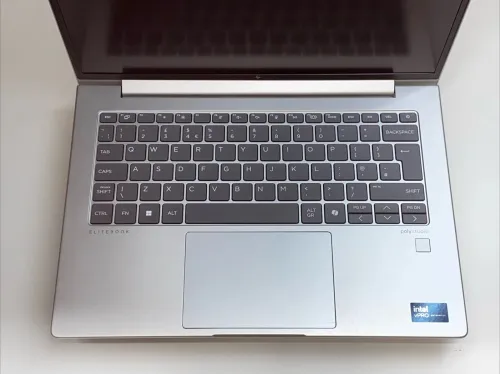 (vendu)HP ELITEBOOK 640 G11 ULTRA 5 135U 16GB 256 SSD 14 FHD