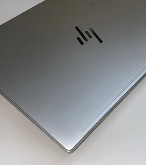 (vendu)HP ELITEBOOK 640 G11 ULTRA 5 135U 16GB 256 SSD 14 FHD