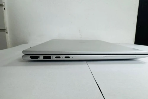 Hp Elitebook 840 G11 Ultra 7 165U 16gb 512SSD
