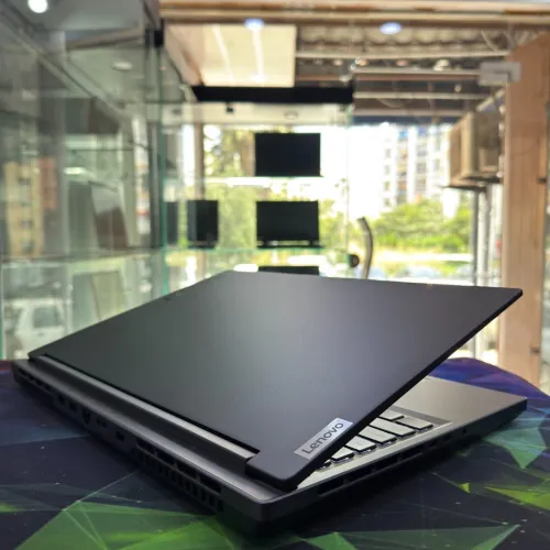 LENOVO LEGION Y7000P IRH8 QHD 16.1" IPS 165HZ | I7-13620H | RTX 4060 8GB | 16GB RAM DDR5 | 512 SSD NVME