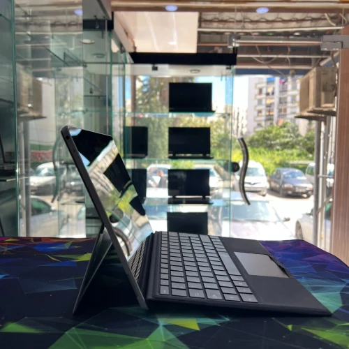 MICROSOFT SURFACE PRO 7+ 3K 12.3" LCD PIXELSENSE | I5-1135G7 | INTEL IRIS XE GRAPHICS | 8GB RAM DDR4 | 256 SSD NVME