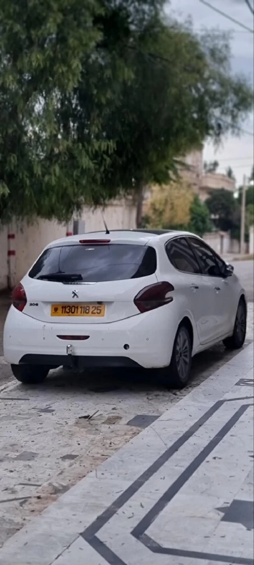 Peugeot 208 2018 Allure Facelift