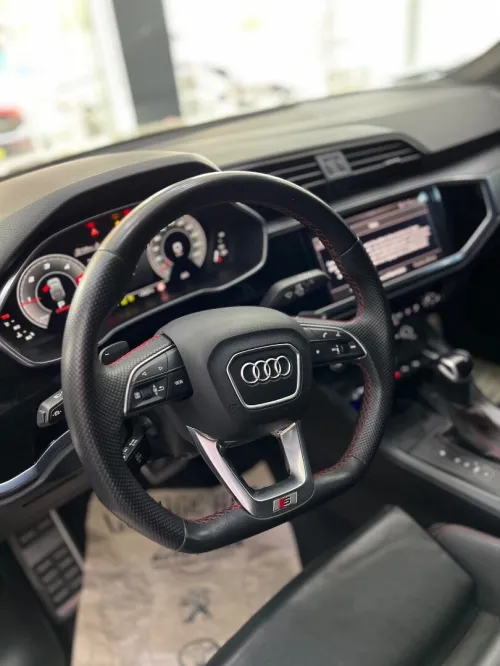 Audi Q3 2024 Sline
